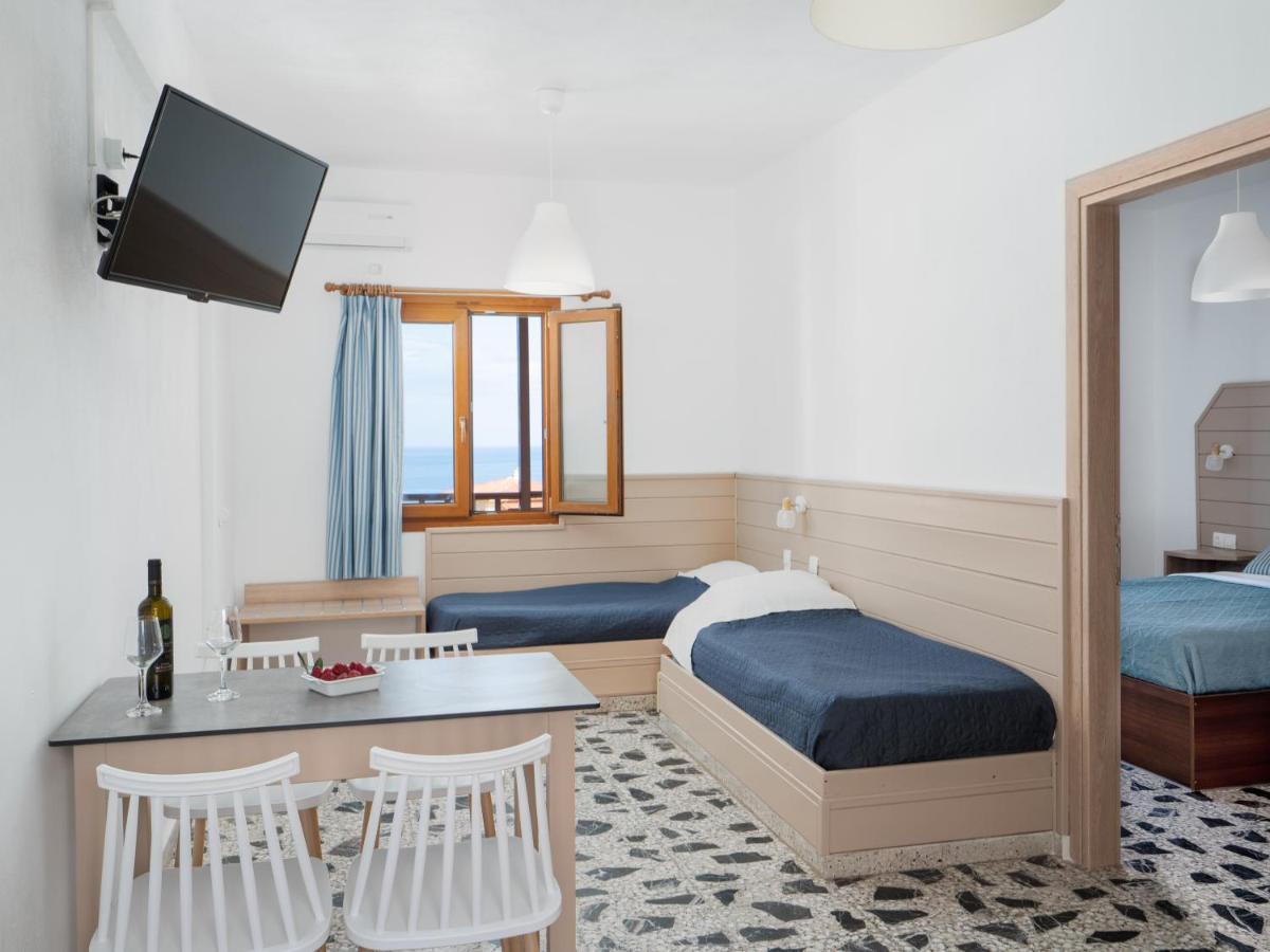 Spiros-Soula Family Hotel & Apartments Agia Pelagia  Exterior photo