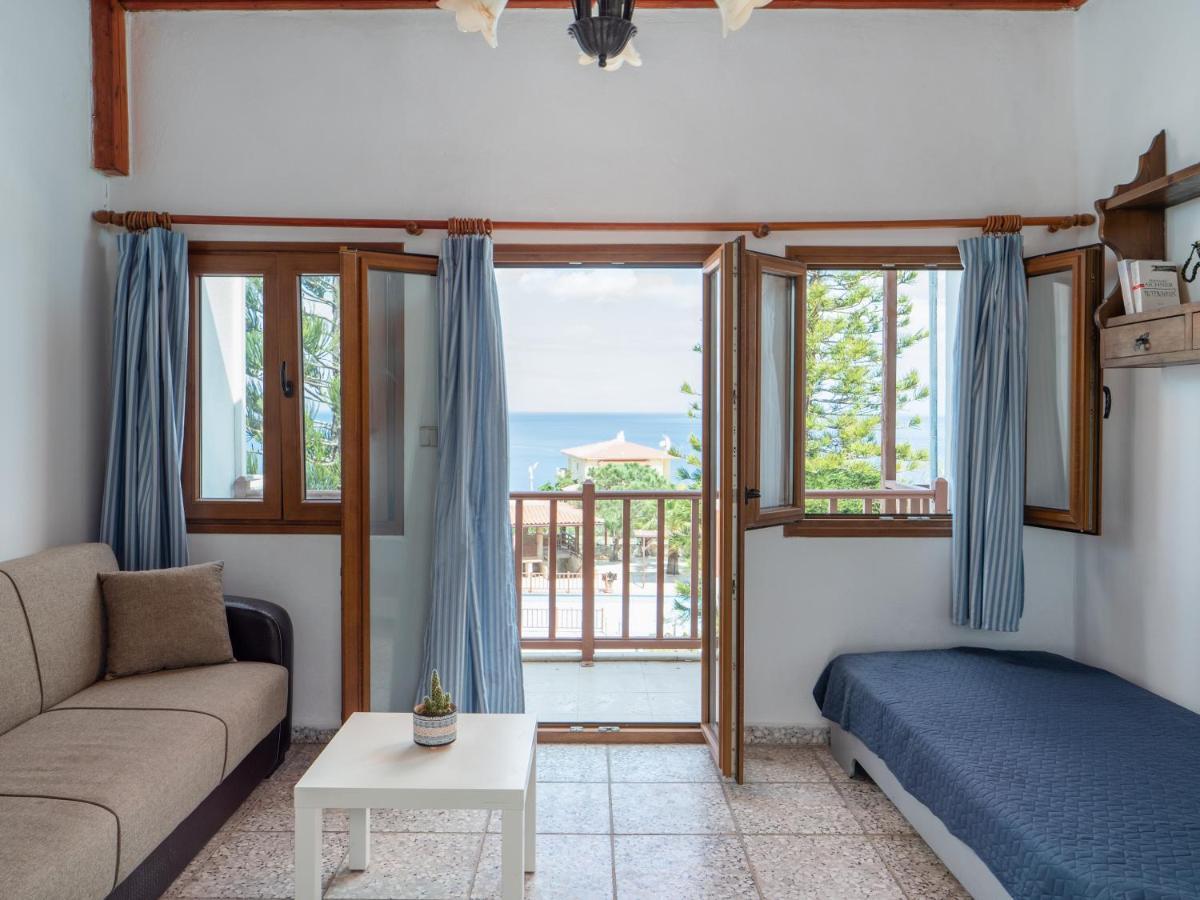 Spiros-Soula Family Hotel & Apartments Agia Pelagia  Exterior photo