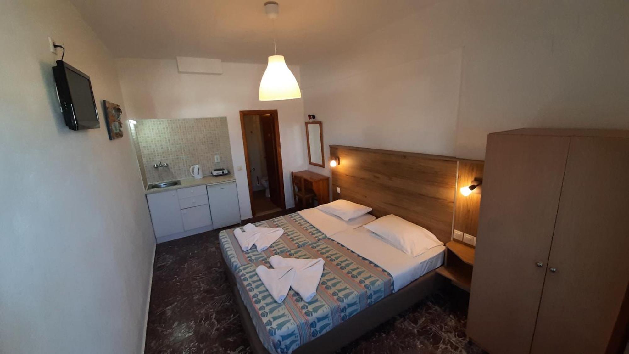 Spiros-Soula Family Hotel & Apartments Agia Pelagia  Room photo