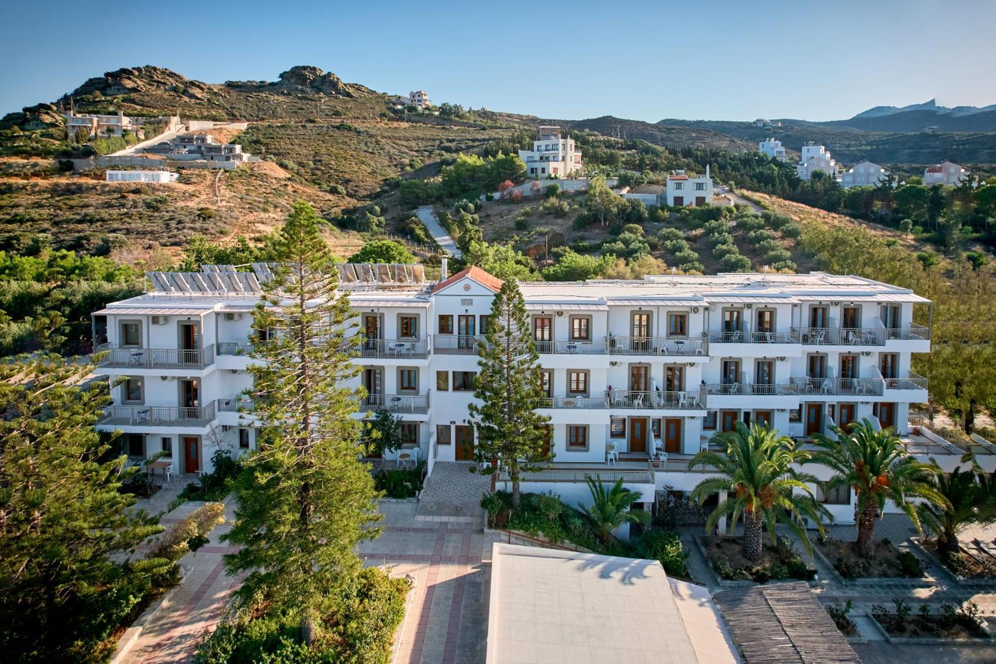 Spiros-Soula Family Hotel & Apartments Agia Pelagia  Exterior photo